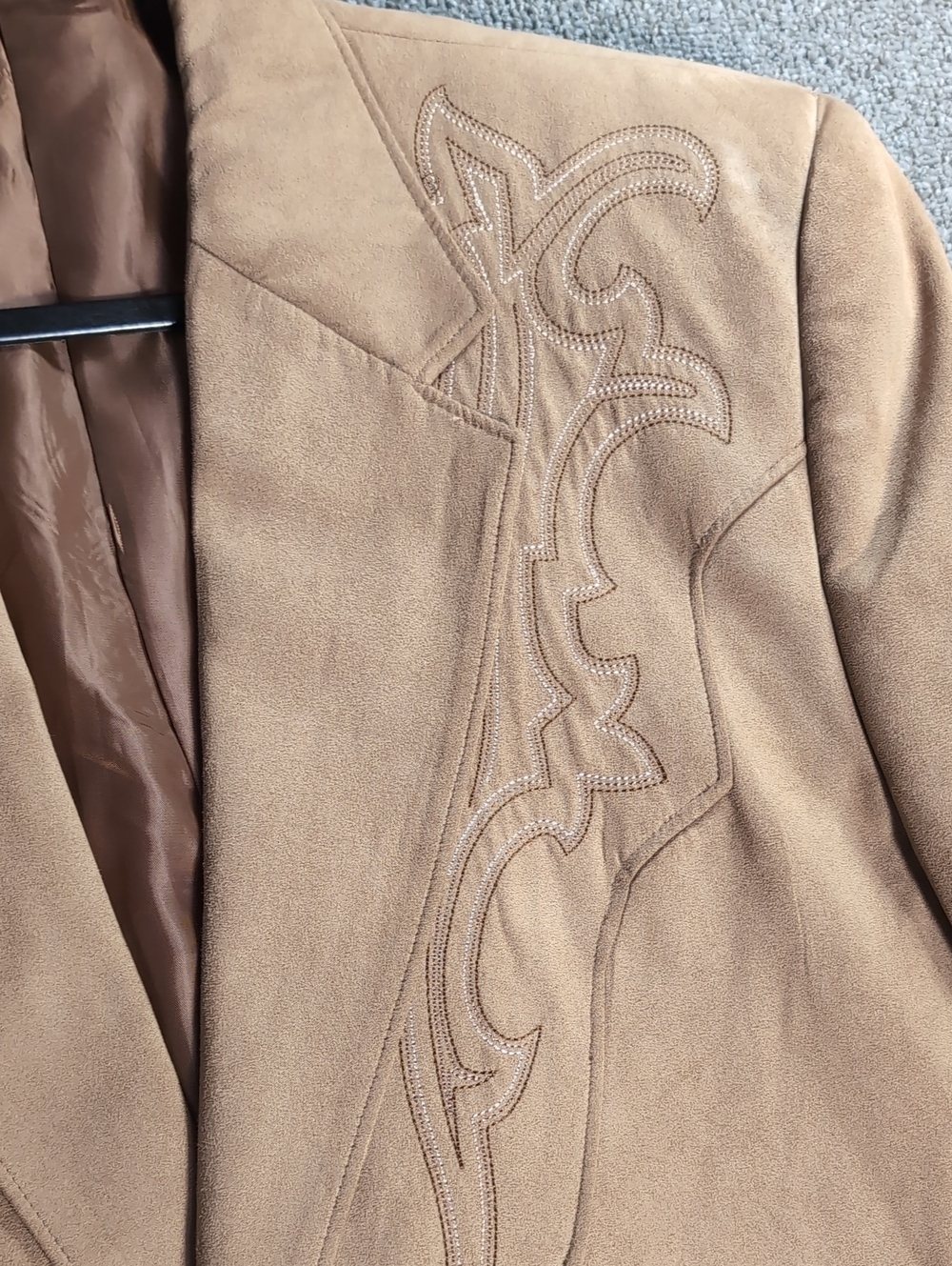 Circle S Dallas TX Embroidered Micro-Suede Sport Coat Size 44R in Western Tan - Picture 4 of 15